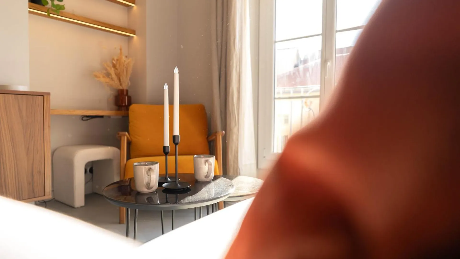 Old Town Diamond, Adorable Sunny Apartment With Ac Nice