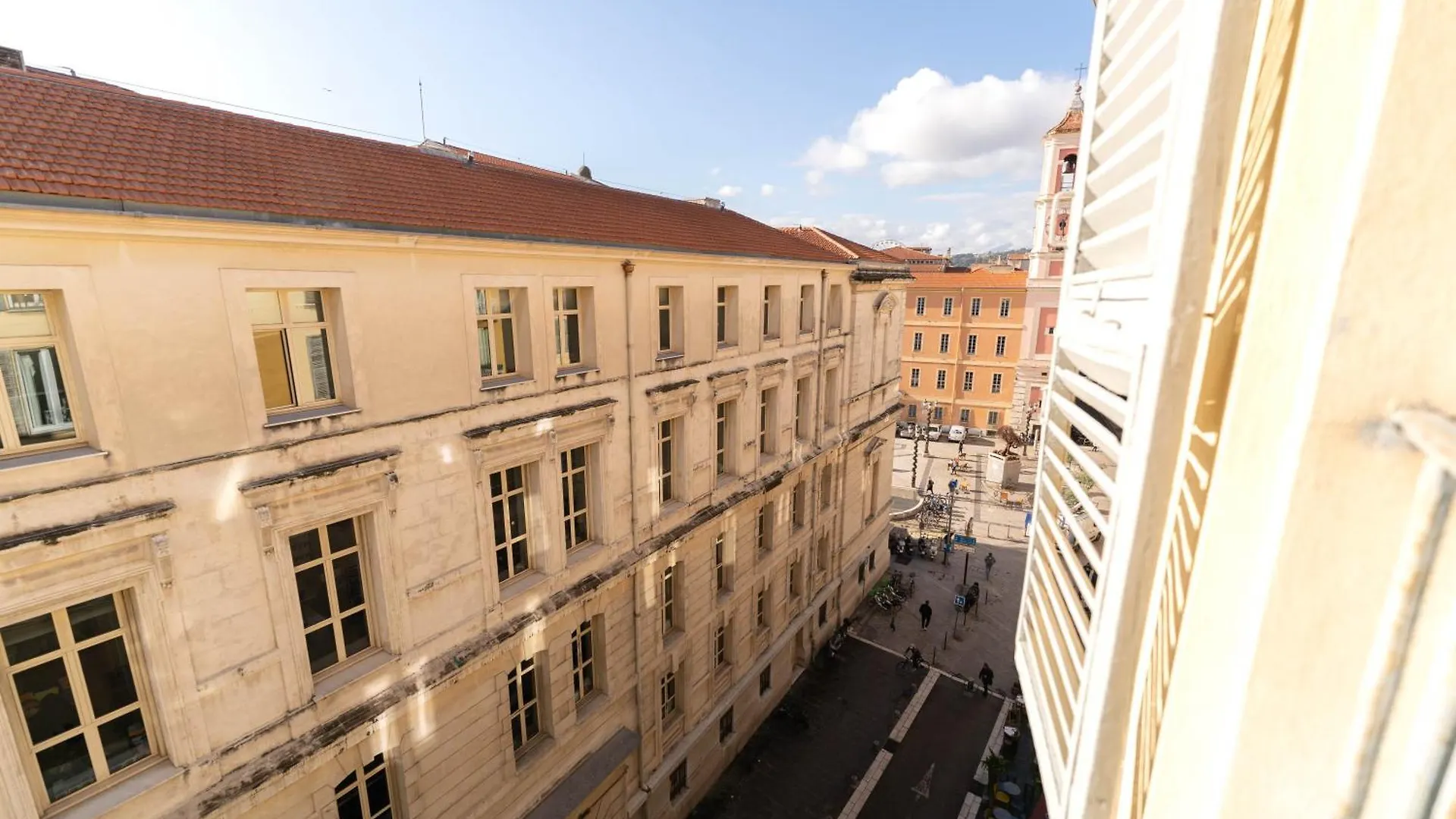 Old Town Diamond, Adorable Sunny Apartment With Ac Nice